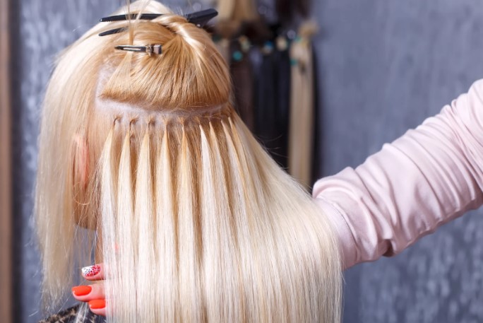 Hair growth impact on keratin bond duration